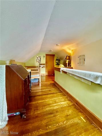 448 Hiwood Avenue Munroe Falls OH 44262