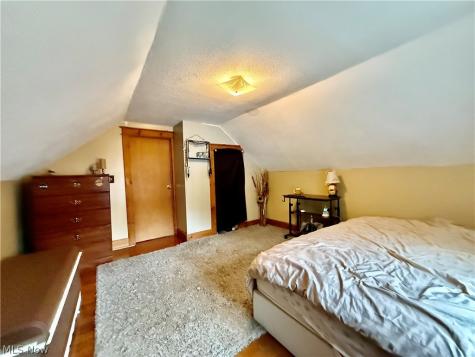 448 Hiwood Avenue Munroe Falls OH 44262