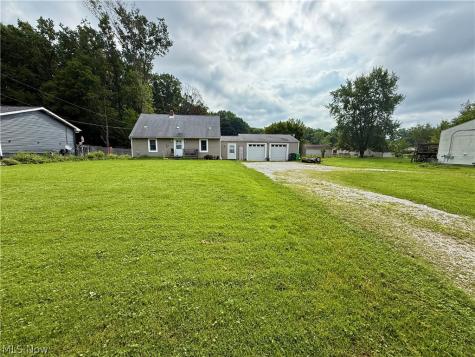 448 Hiwood Avenue Munroe Falls OH 44262