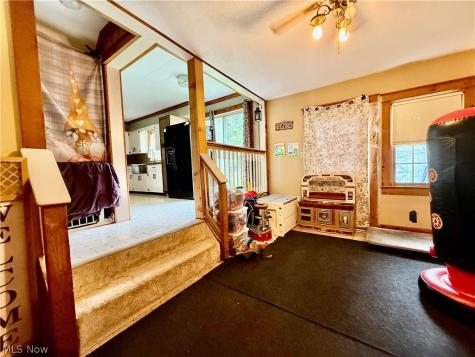 448 Hiwood Avenue Munroe Falls OH 44262