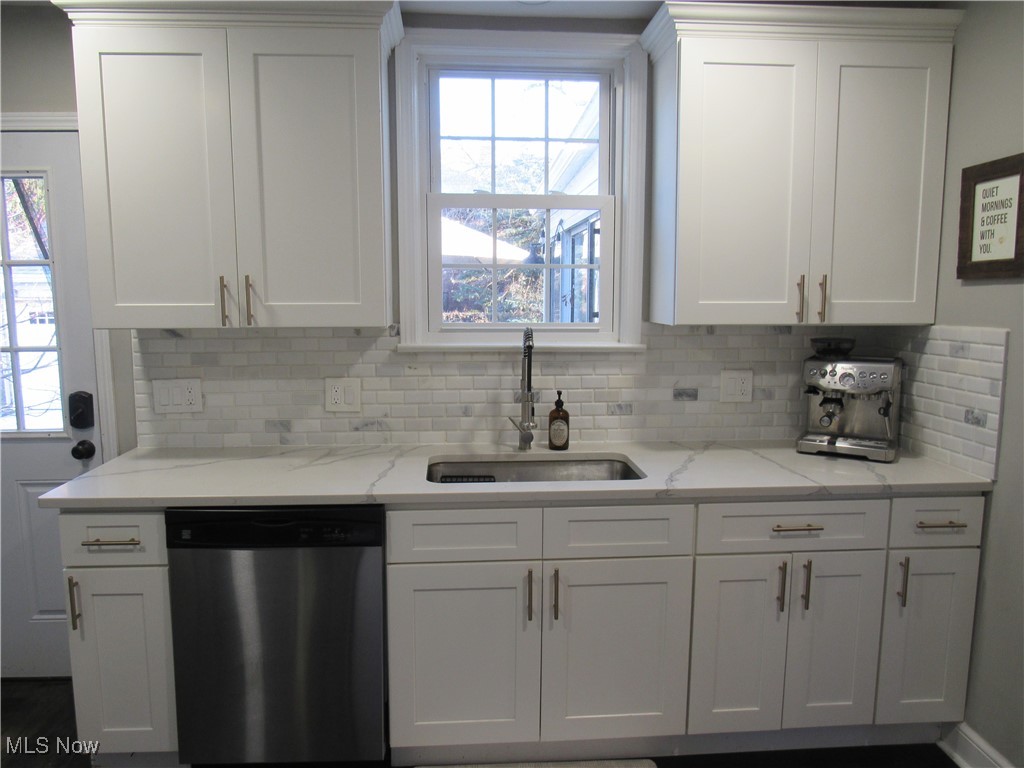 24320 Bruce Road Bay Village OH 44140