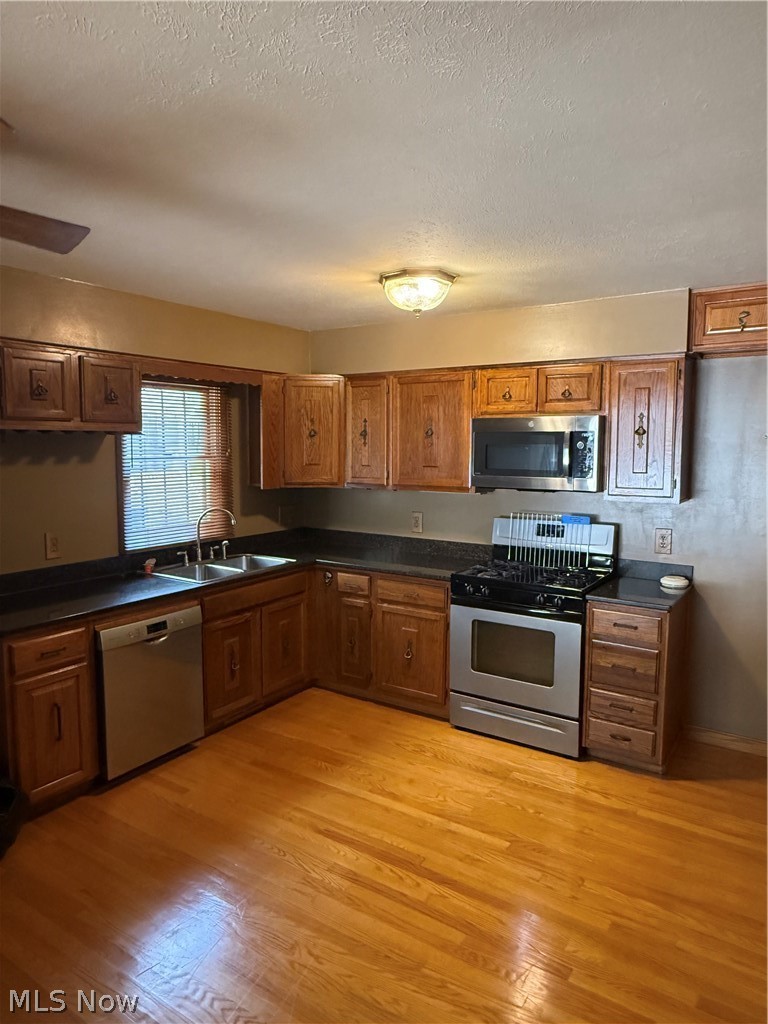 208 Poland Avenue Struthers OH 44471