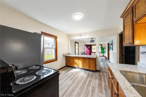 4385 W 229th Street Fairview Park OH 44126