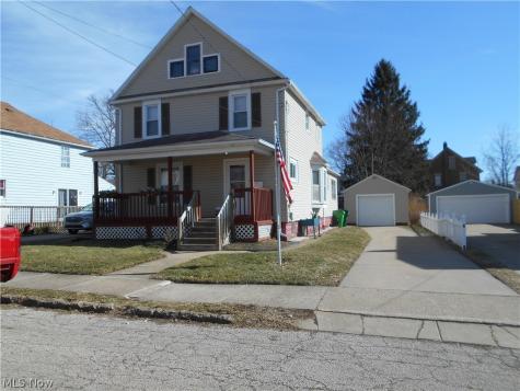 219 17th Street NW Barberton OH 44203