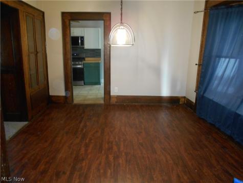 219 17th Street NW Barberton OH 44203