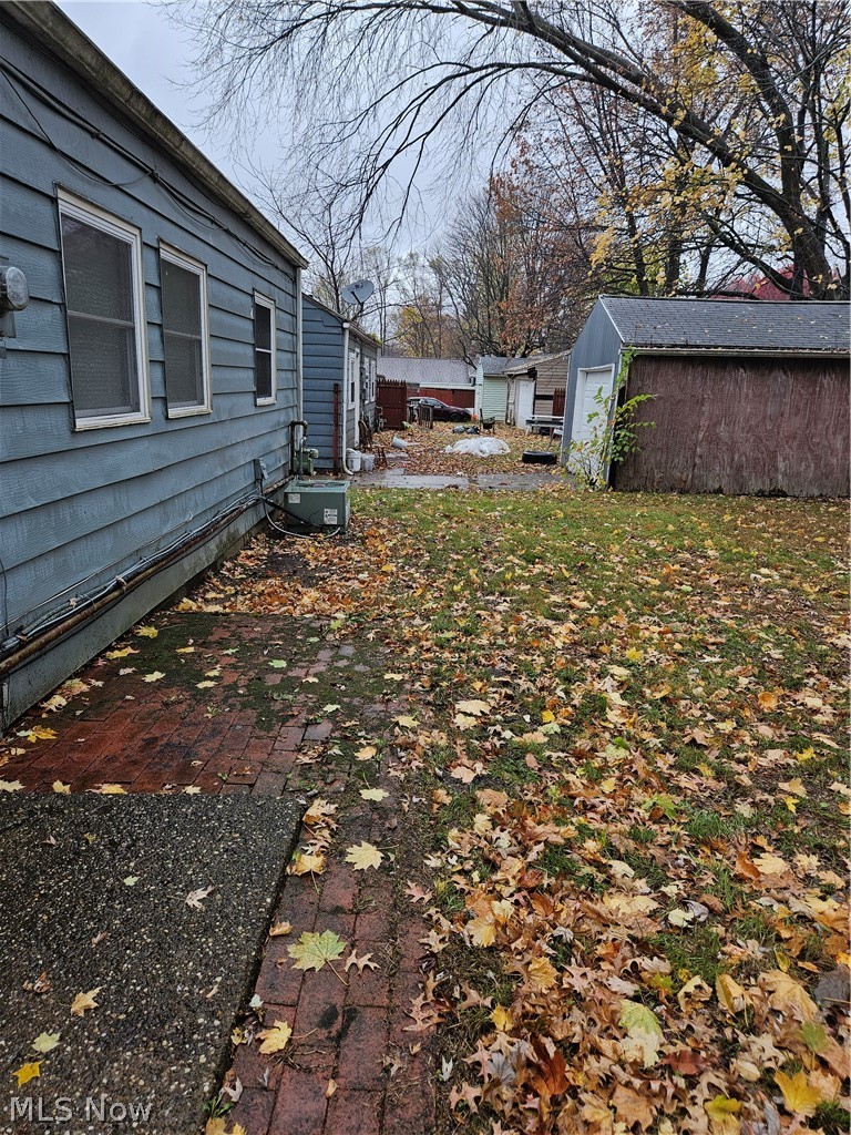 873 Kickapoo Avenue Akron OH 44305
