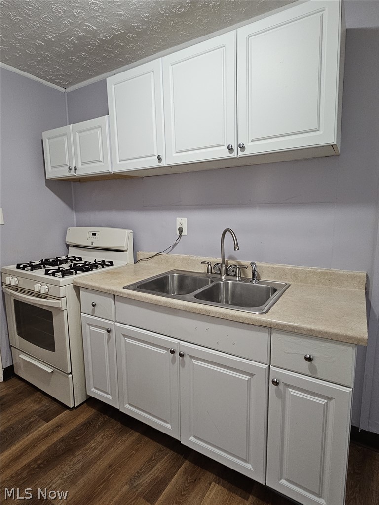 873 Kickapoo Avenue Akron OH 44305