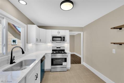 4948 E 107th Street Garfield Heights OH 44125