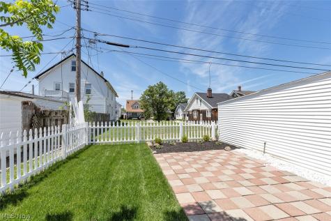 4948 E 107th Street Garfield Heights OH 44125