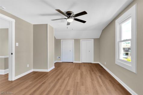 4948 E 107th Street Garfield Heights OH 44125