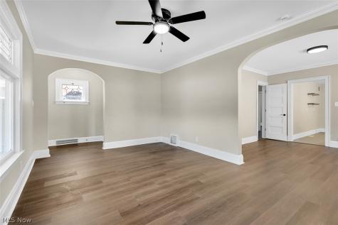 4948 E 107th Street Garfield Heights OH 44125