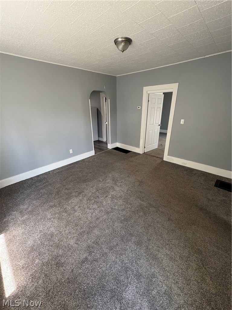 284 3rd Street NW Barberton OH 44203