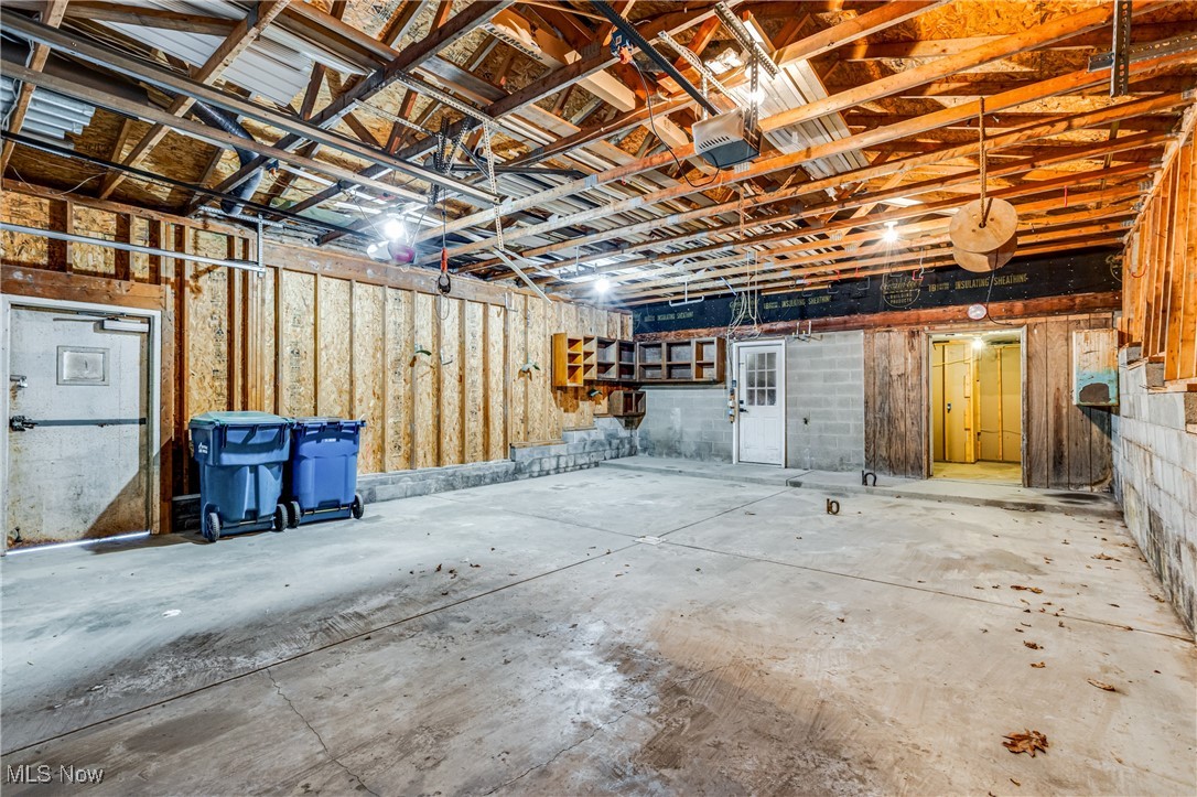 1850 Oriel Rogers Road Girard OH 44420