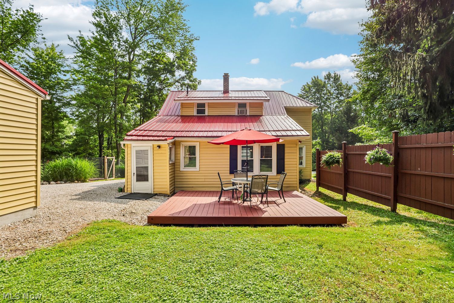 4050 Lander Road Chagrin Falls OH 44022