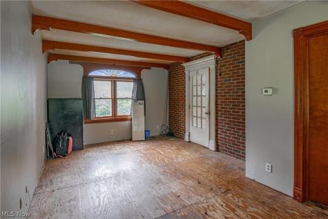 1410 Schneider Street NE Canton OH 44721