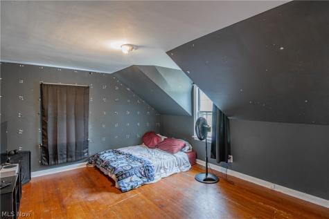1410 Schneider Street NE Canton OH 44721