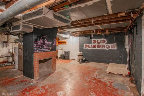 1410 Schneider Street NE Canton OH 44721