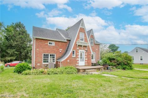 1410 Schneider Street NE Canton OH 44721
