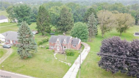 1410 Schneider Street NE Canton OH 44721