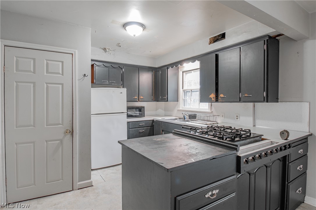 1410 Schneider Street NE Canton OH 44721