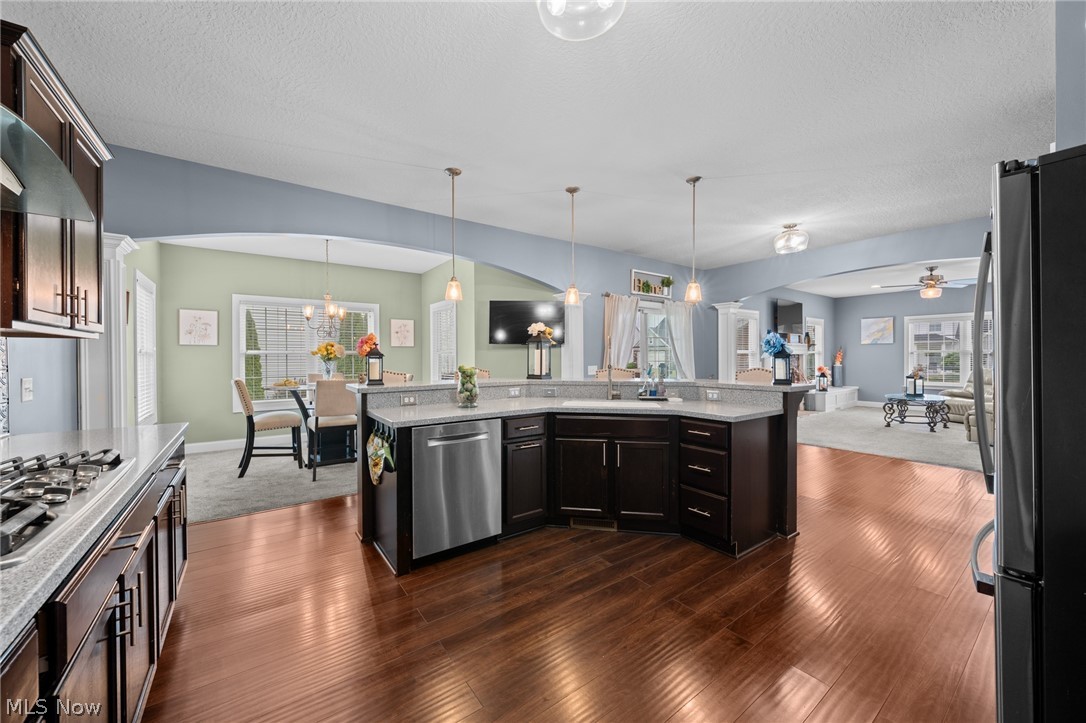 12504 Estate Avenue NW Uniontown OH 44685