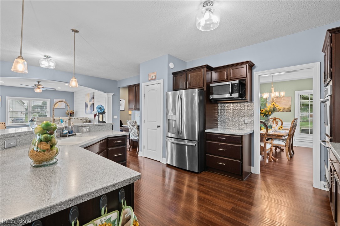 12504 Estate Avenue NW Uniontown OH 44685