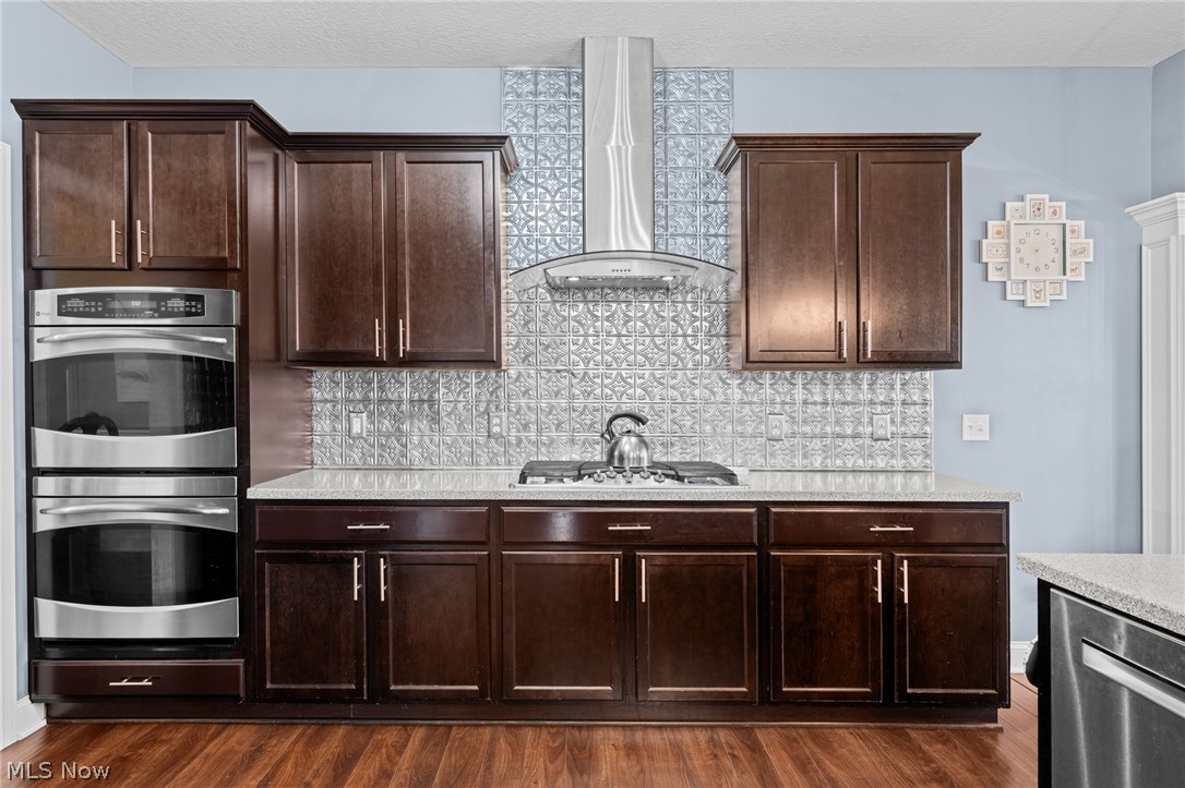 12504 Estate Avenue NW Uniontown OH 44685