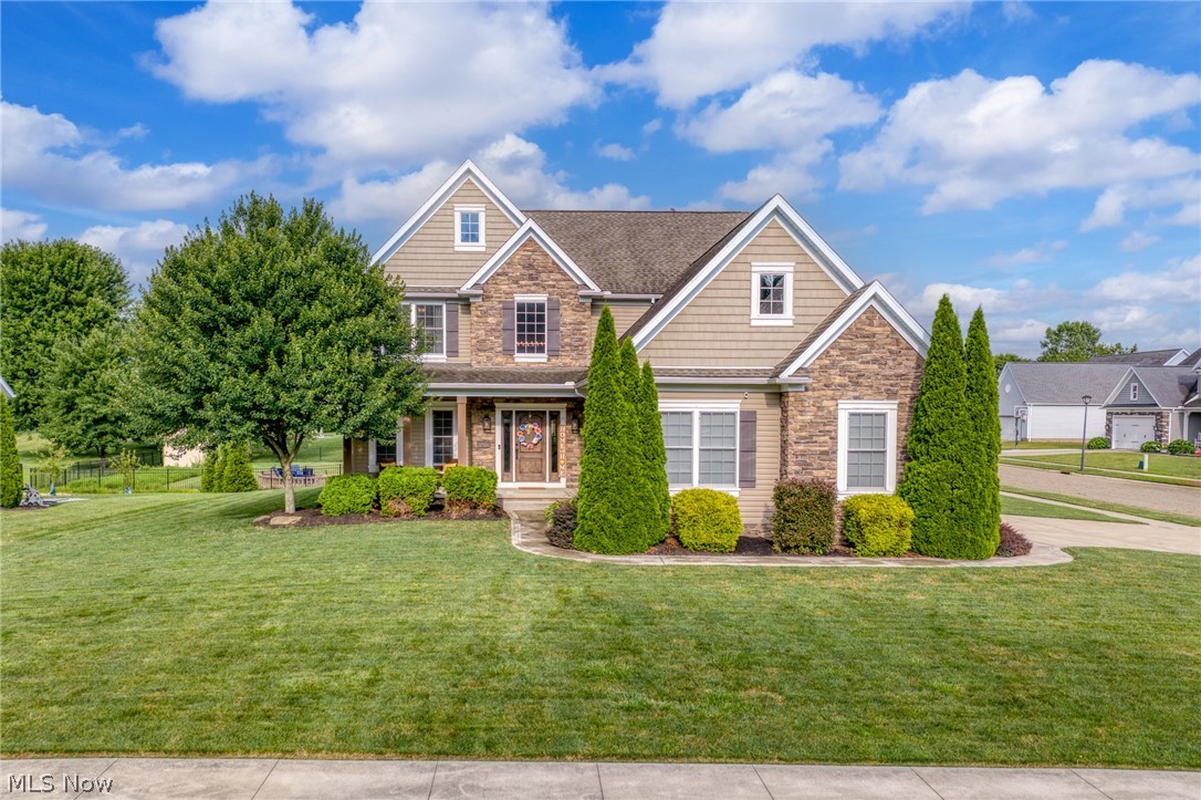 12504 Estate Avenue NW Uniontown OH 44685