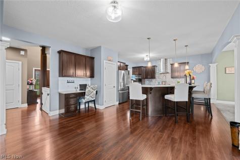 12504 Estate Avenue NW Uniontown OH 44685