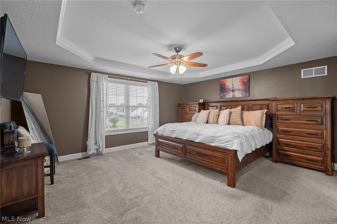 12504 Estate Avenue NW Uniontown OH 44685