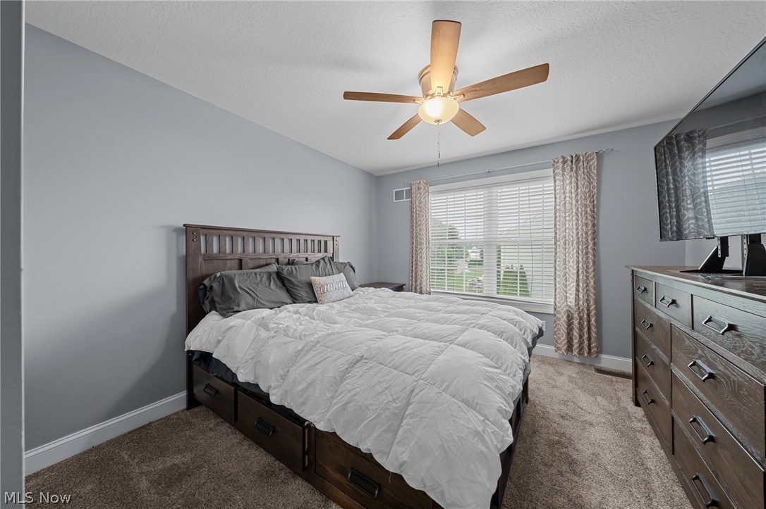12504 Estate Avenue NW Uniontown OH 44685