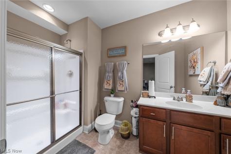 12504 Estate Avenue NW Uniontown OH 44685