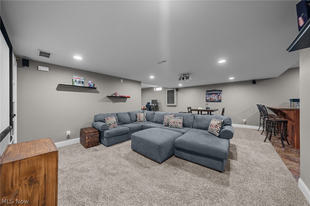 12504 Estate Avenue NW Uniontown OH 44685