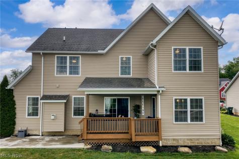 12504 Estate Avenue NW Uniontown OH 44685