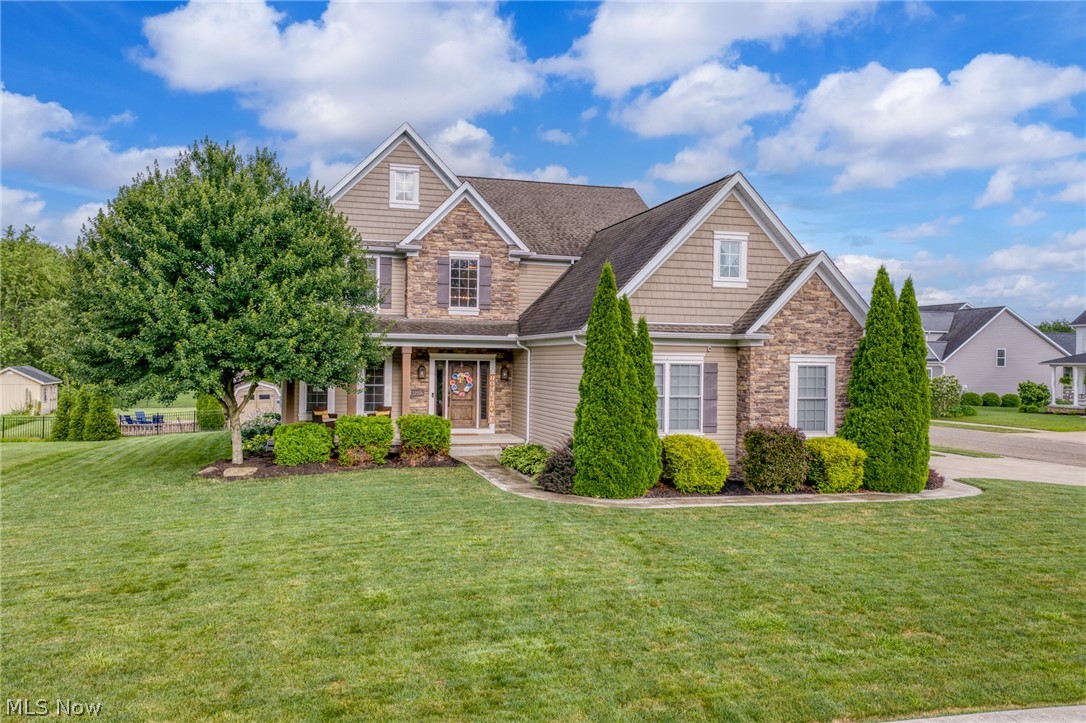 12504 Estate Avenue NW Uniontown OH 44685