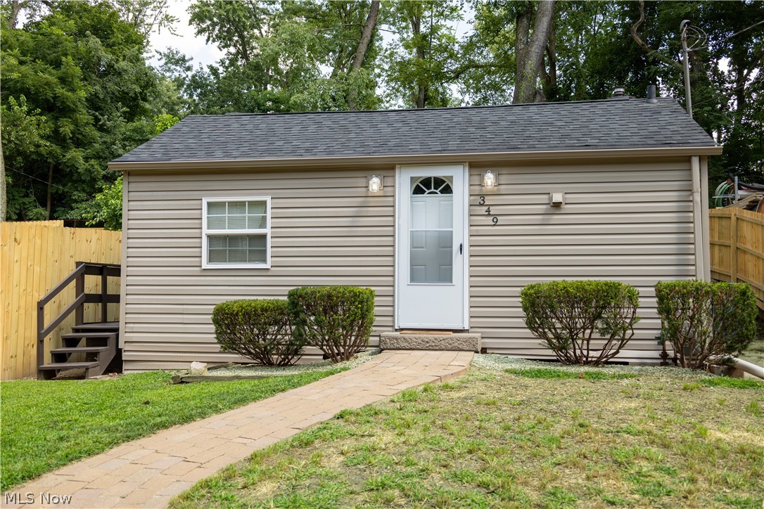 349 E Pace Avenue Akron OH 44319