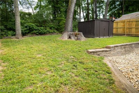 349 E Pace Avenue Akron OH 44319
