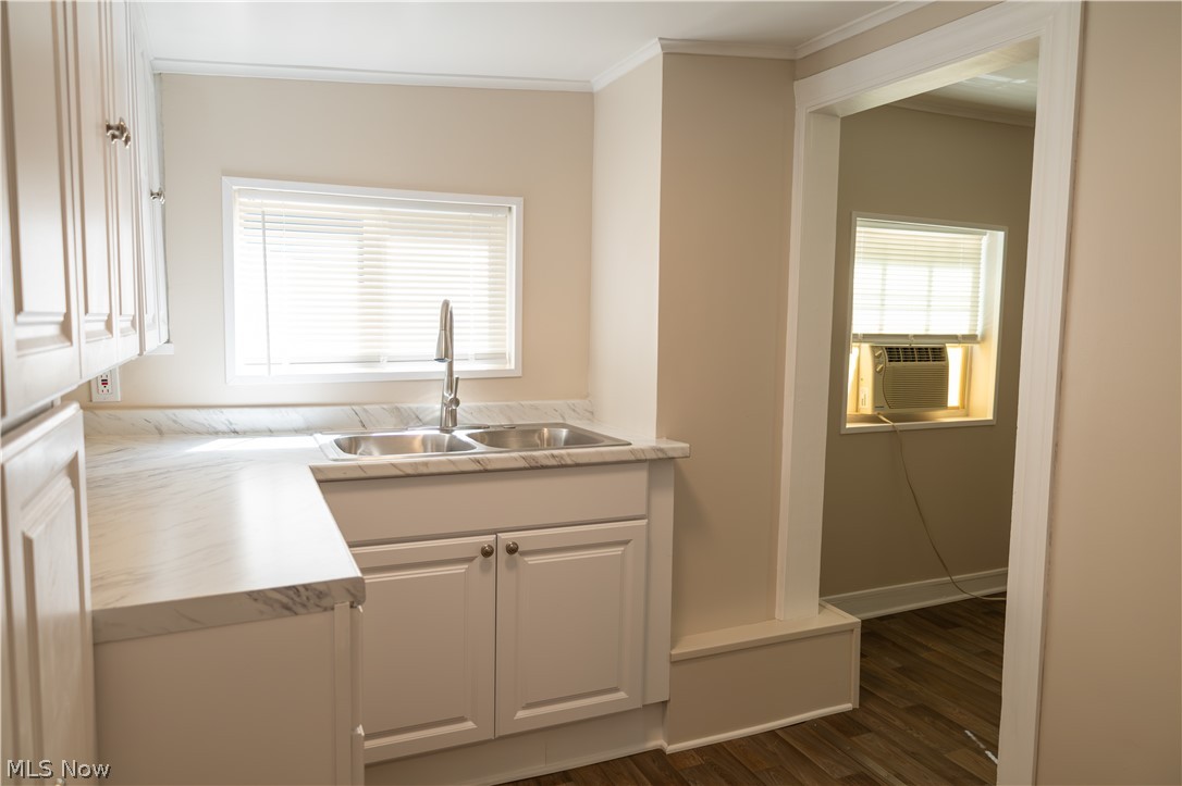 349 E Pace Avenue Akron OH 44319