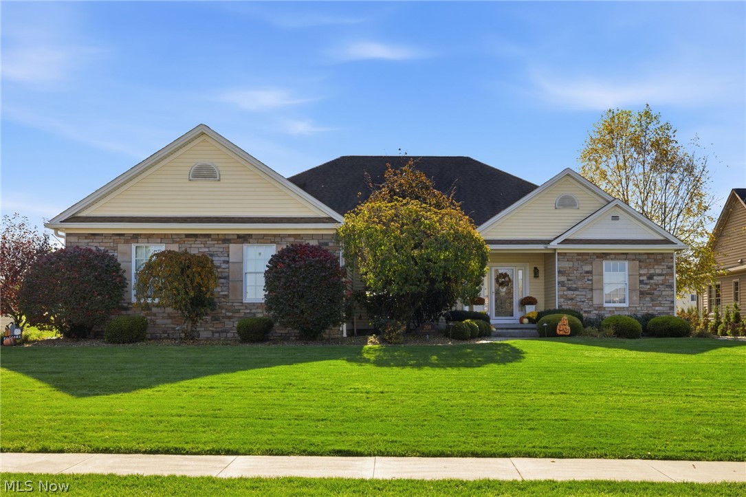 208 Homestead Drive Columbiana OH 44408