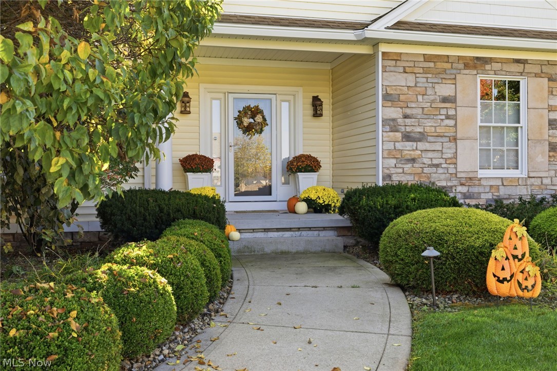 208 Homestead Drive Columbiana OH 44408
