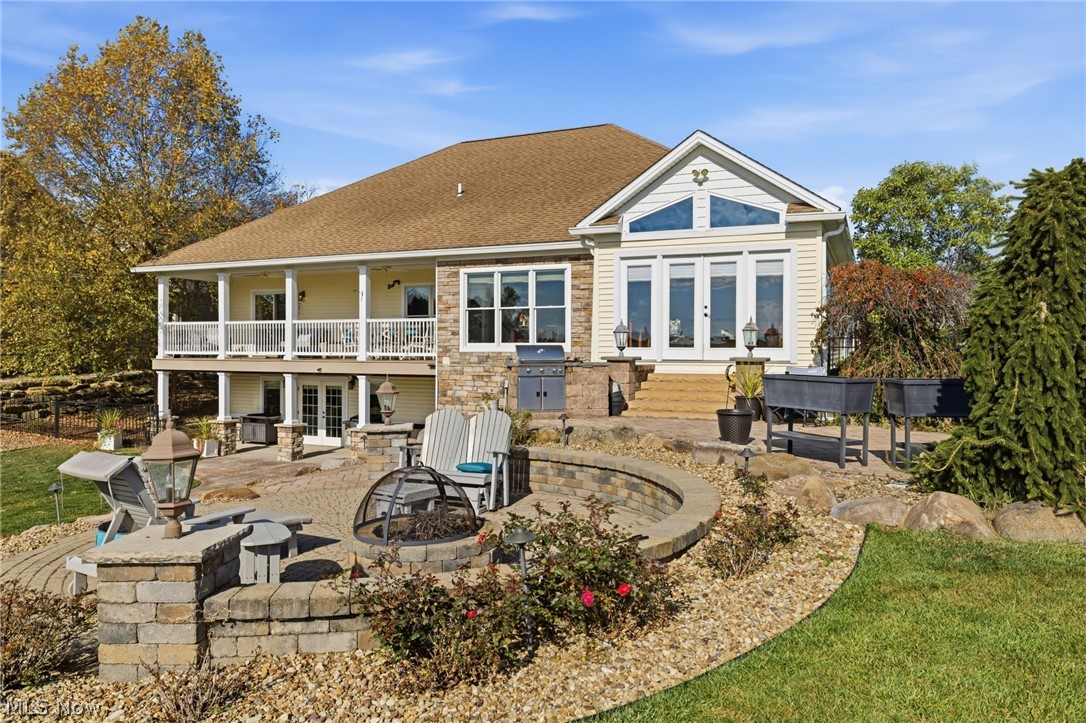 208 Homestead Drive Columbiana OH 44408