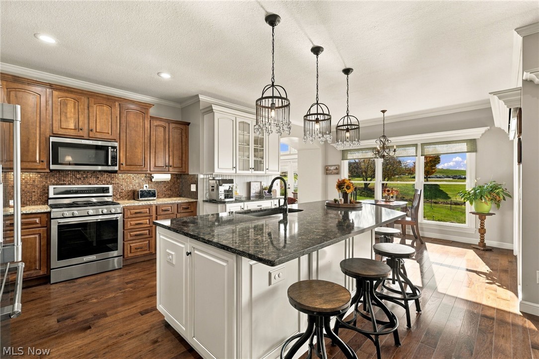208 Homestead Drive Columbiana OH 44408