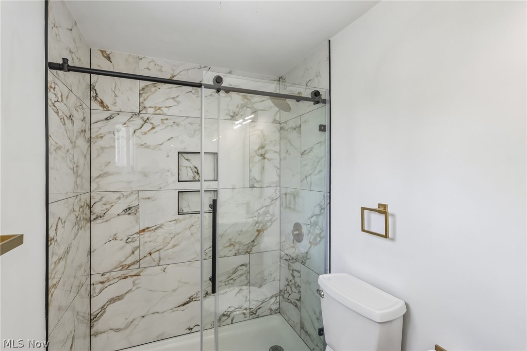 3520 Archwood Drive Rocky River OH 44116
