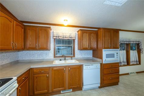 1 Tympani Trail Olmsted Twp OH 44138