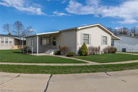 1 Tympani Trail Olmsted Twp OH 44138
