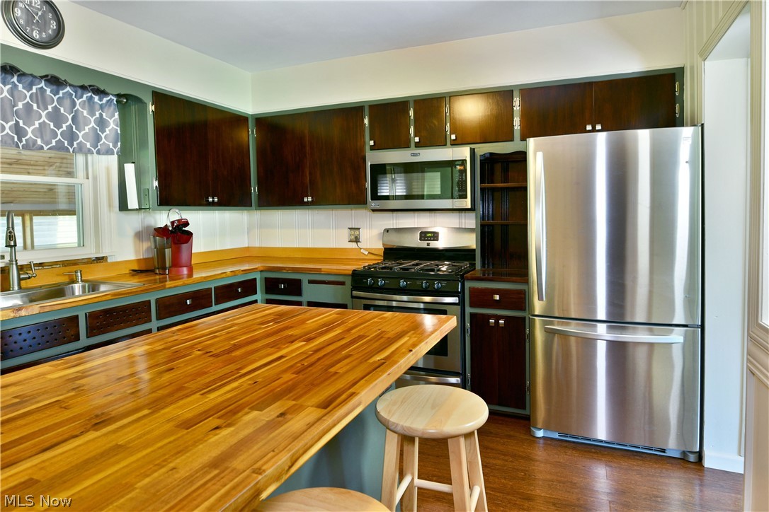 4085 Herner County Line Road Southington OH 44470
