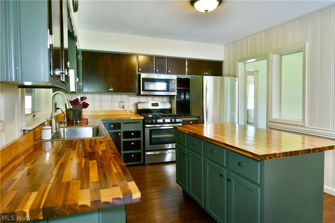 4085 Herner County Line Road Southington OH 44470