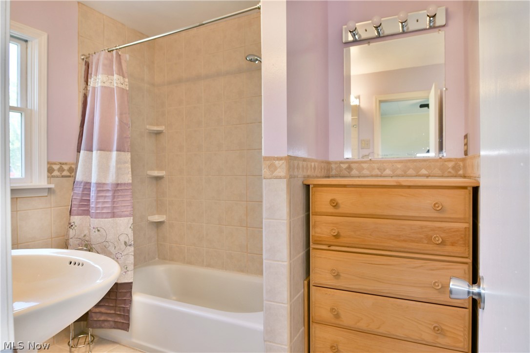 4085 Herner County Line Road Southington OH 44470
