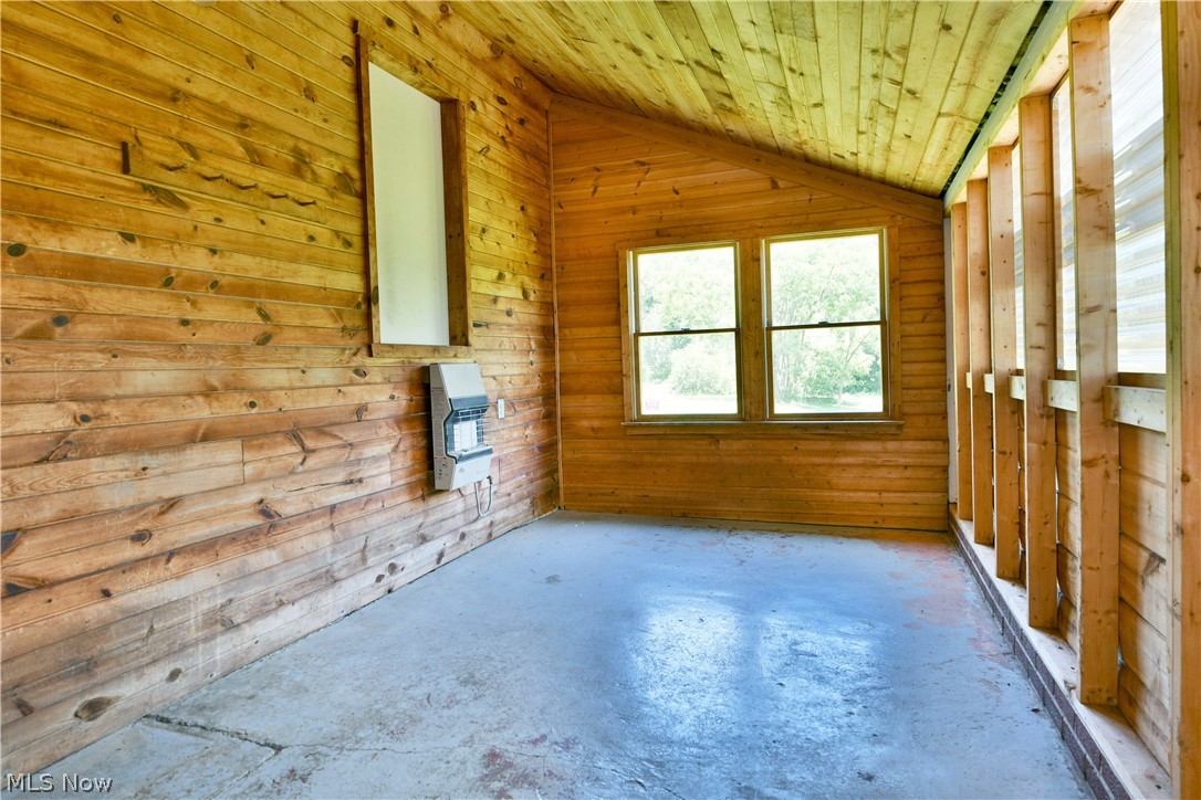 4085 Herner County Line Road Southington OH 44470