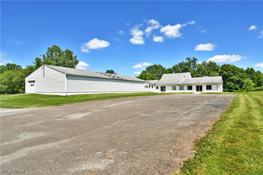 4085 Herner County Line Road Southington OH 44470